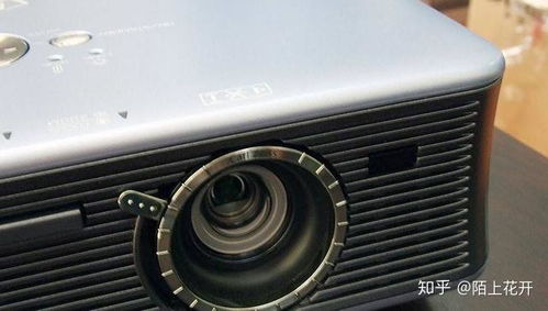 2020双11投影仪选购指南 30款产品深度调研与包装设计解析